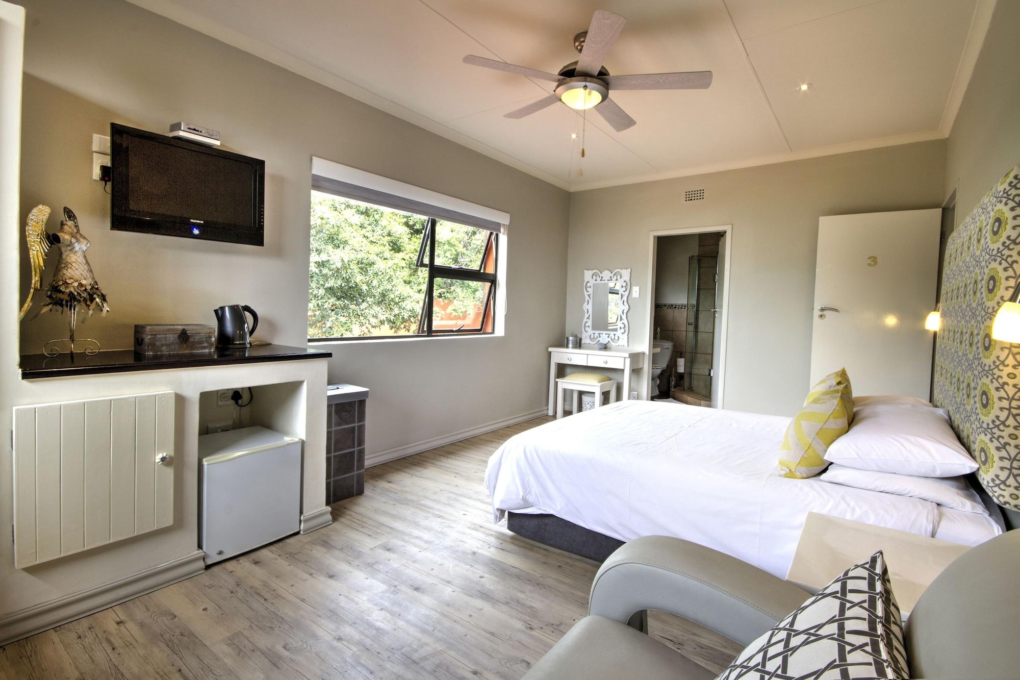 La Roca Guest House Mbombela Ngoại thất bức ảnh