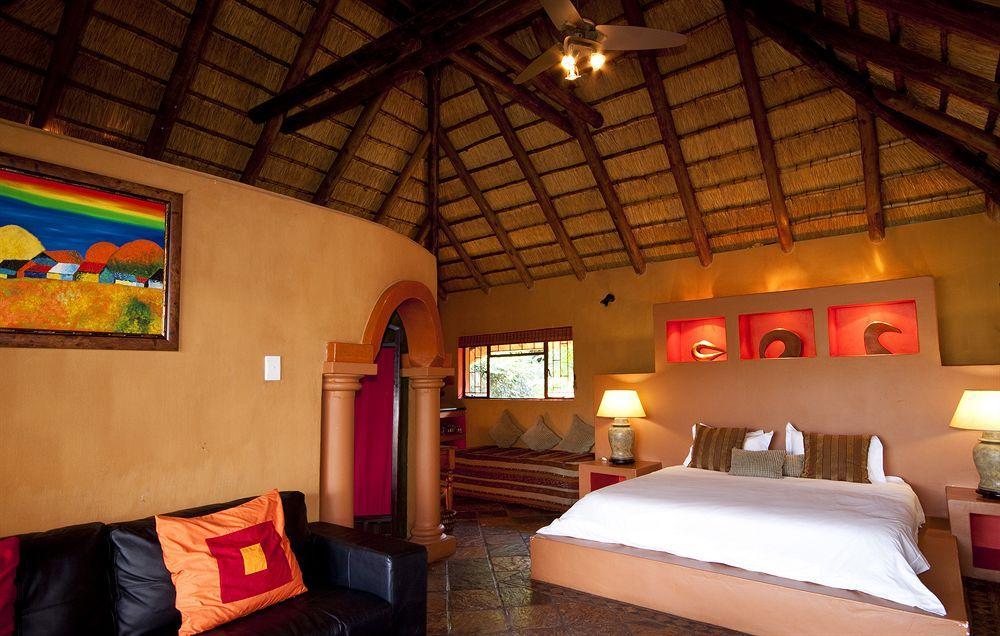 La Roca Guest House Mbombela Ngoại thất bức ảnh