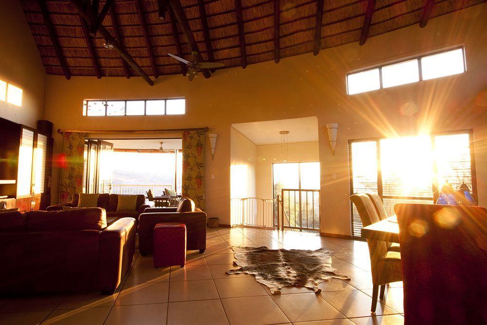 La Roca Guest House Mbombela Ngoại thất bức ảnh