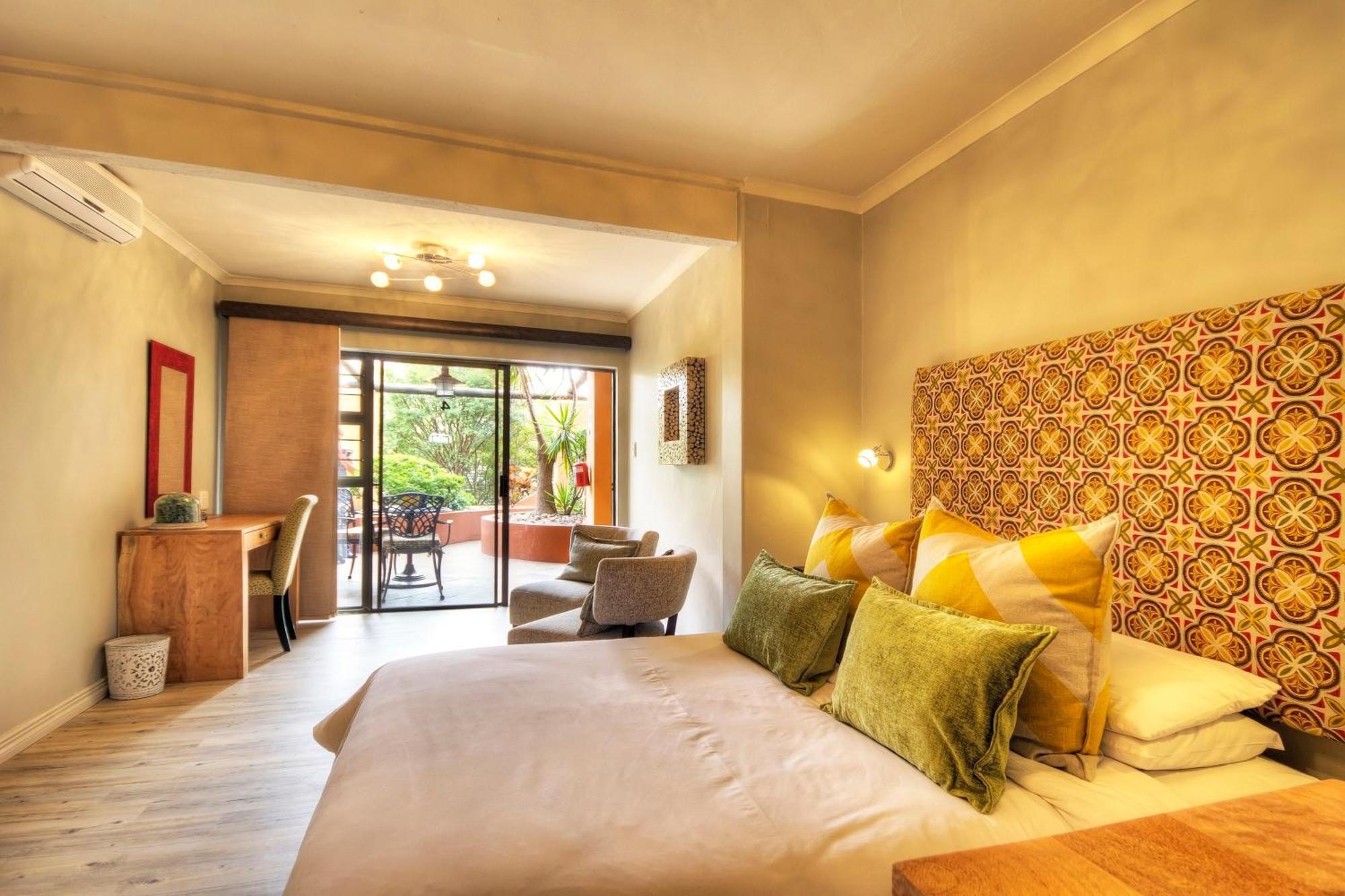 La Roca Guest House Mbombela Ngoại thất bức ảnh