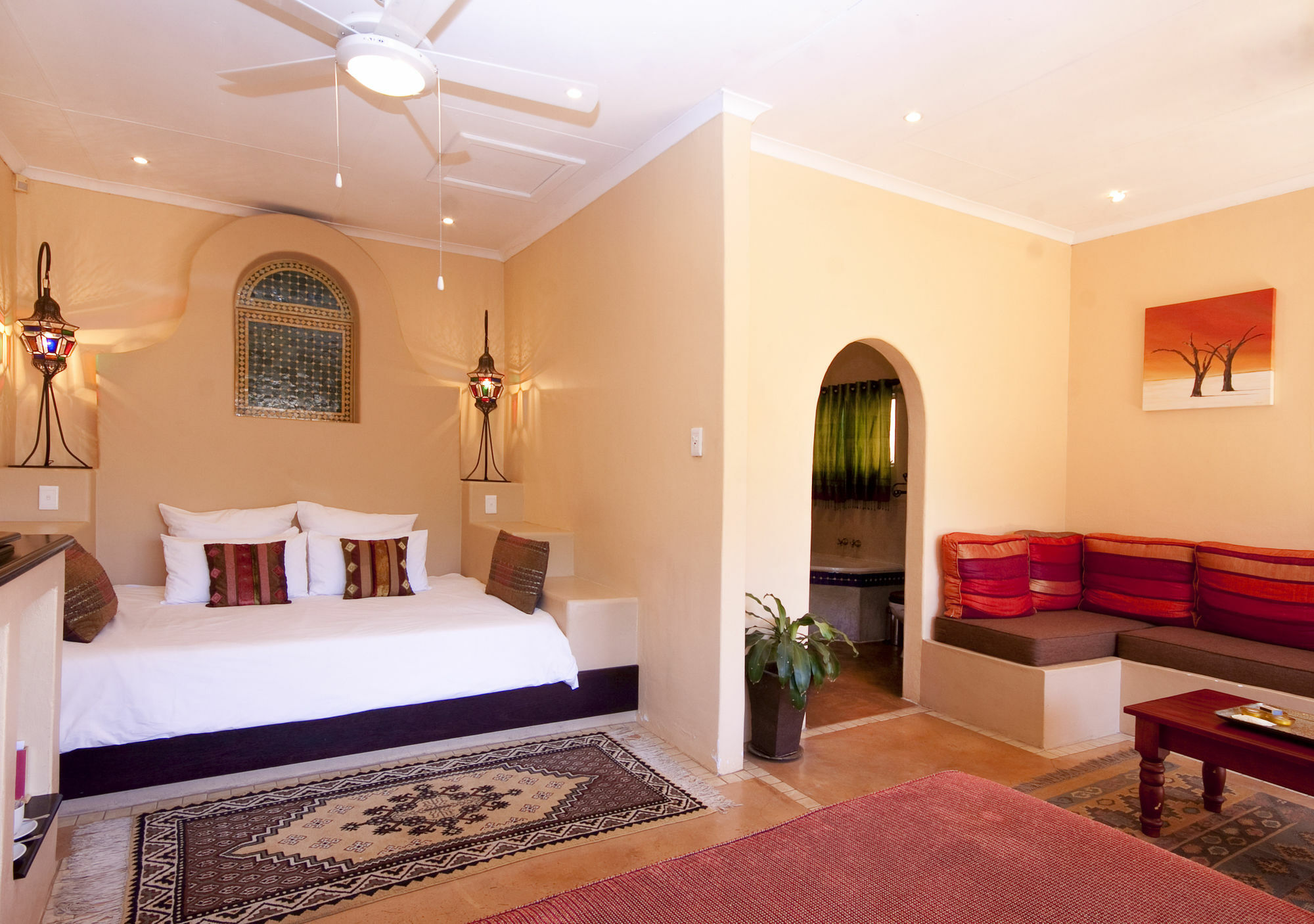 La Roca Guest House Mbombela Ngoại thất bức ảnh