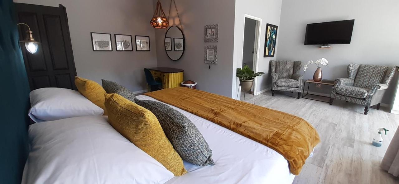 La Roca Guest House Mbombela Ngoại thất bức ảnh