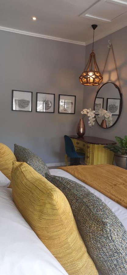 La Roca Guest House Mbombela Ngoại thất bức ảnh